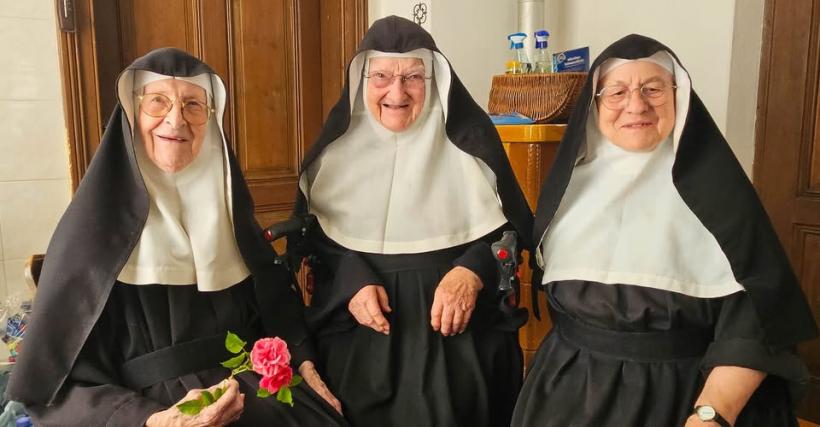 Trei călugărițe octogenare au fugit din azilul unde fuseseră trimise cu forța înapoi la mănăstire 18972888