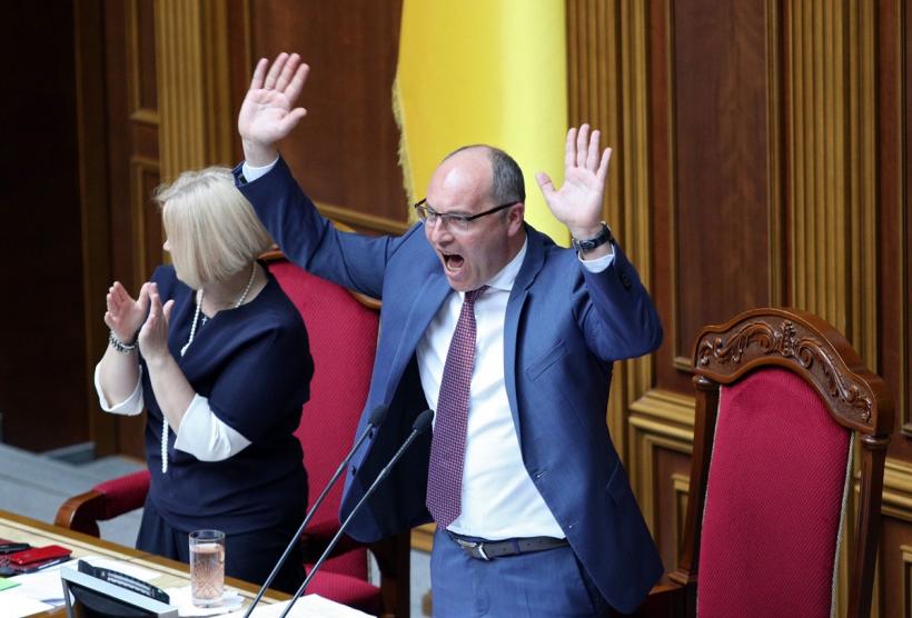 „Aceste crime vor continua ani de zile”. Moartea unui deputat ucrainean dezvăluie campania de asasinate