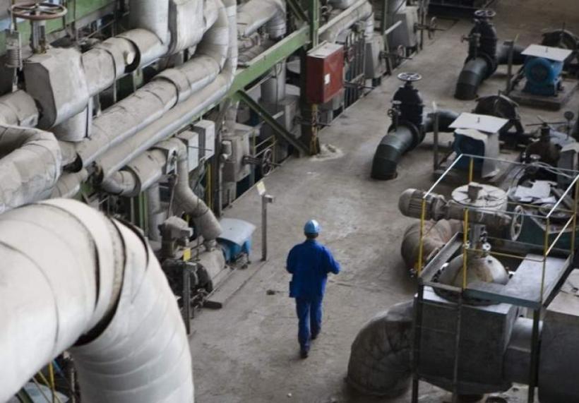 Șomajul tehnic, prelungit pentru toți angajații Combinatului Siderurgic Galați încă o lună