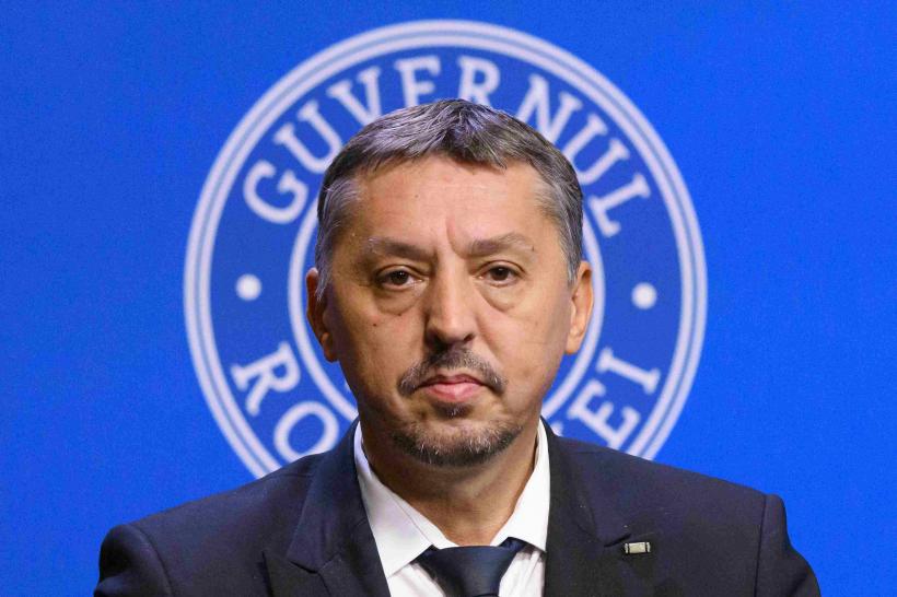 Reforma Bolojan dă rezultate: s-a extins abandonul școlar. La profesori! Sindicatele se așteaptă să fie aduși la catedră lipitorii de afișe ai partidelor, ca în anii ’50 18973027