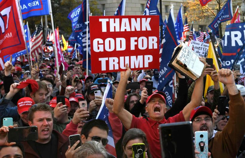 Politica haosului calculat. Rețeta prin care Trump transformă scandalul în putere