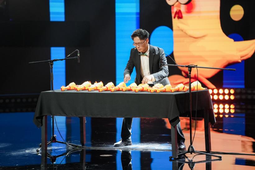 Jurizări în franceză și spaniolă și momente inedite pe scena The Ticket, sâmbătă, de la ora 20.00, la Antena 1 18973588