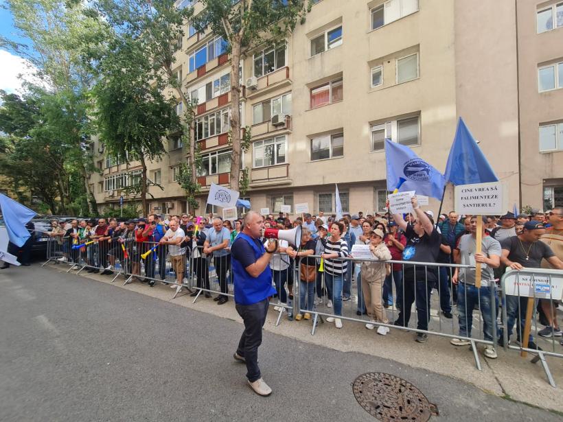 Ministrul Economiei a confundat șantierul naval  de la Mangalia cu Sidex  18973485