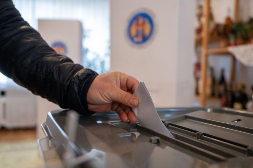 Alegeri în Republica Moldova. Peste 15.700 de cetățeni au votat în România până la ora 14:00