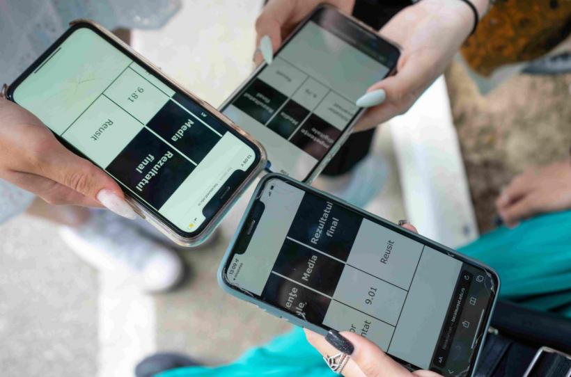 127 de absolvenți de gimnaziu și de liceu, recompensați pentru performanțe la examenele naționale