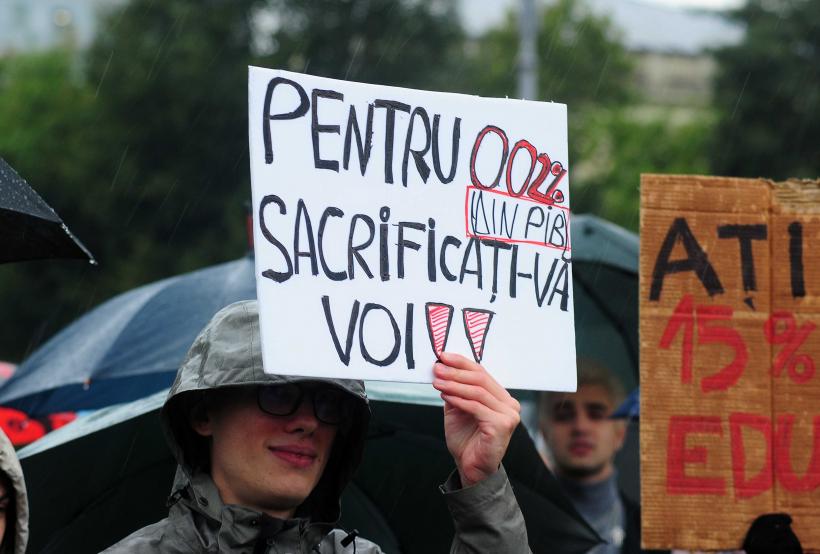 Anul universitar începe cu proteste studențești în marile orașe 18973982