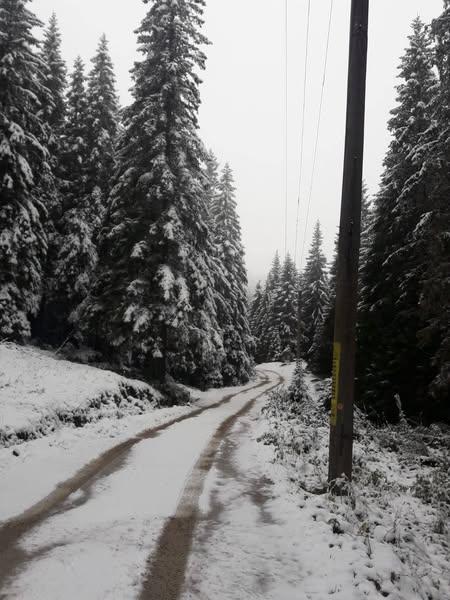 Decor de basm pe munte, dar salvatorii avertizează: Muntele este magnific, dar impune respect 18974003