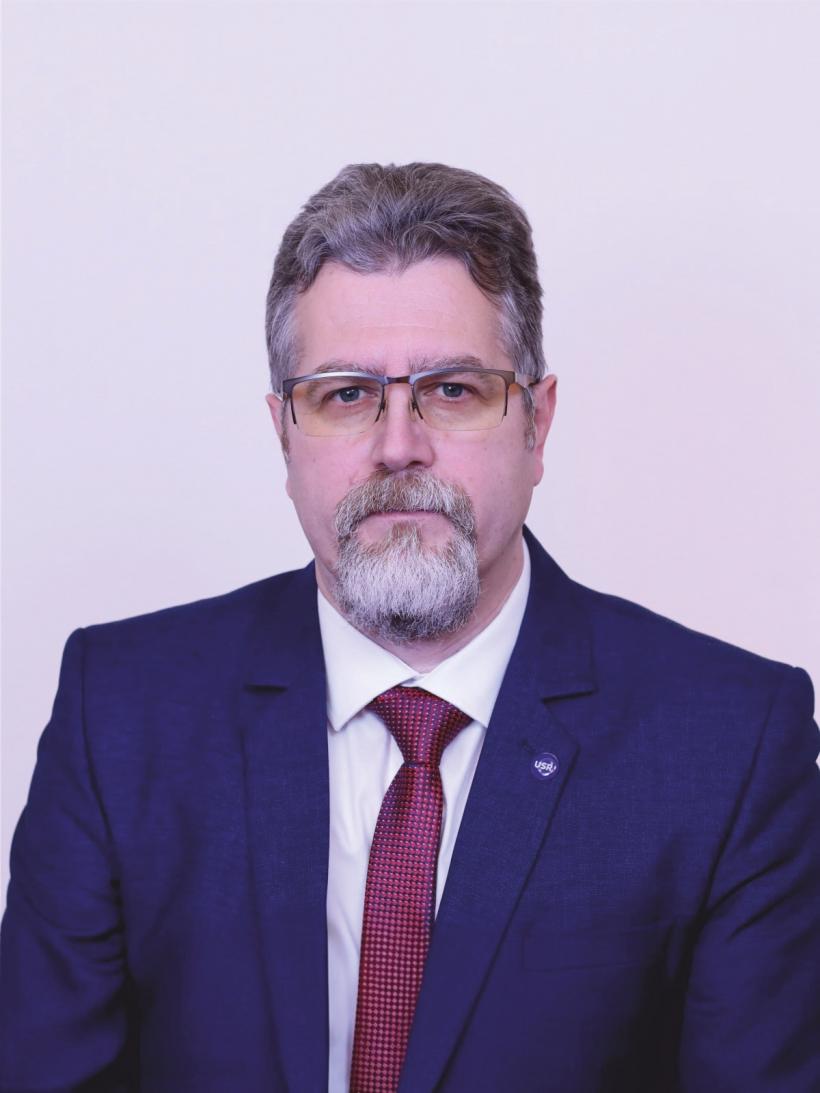 Deputat USR, nemulțumit de faptul că judecătorii pot anula sau amâna executarea pedepselor. Vrea ca această prevedere să nu vină în ajutorul aleșilor și funcționarilor publici 18974158