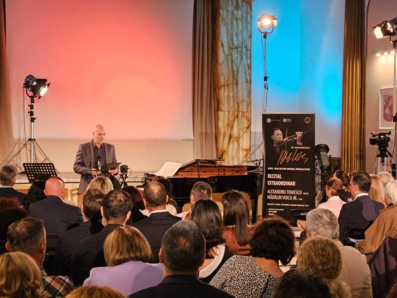 Ion Voicu, omagiat la ICR de Alexandru Tomescu și Mădălin Voicu Jr. 18974449