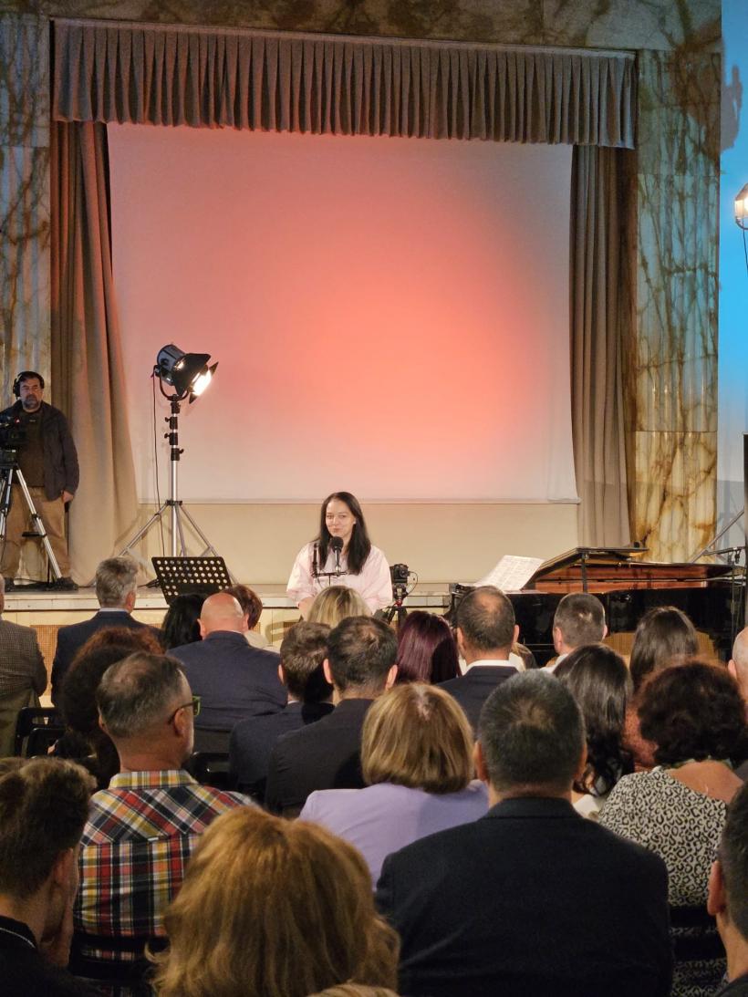 Ion Voicu, omagiat la ICR de Alexandru Tomescu și Mădălin Voicu Jr. 18974453