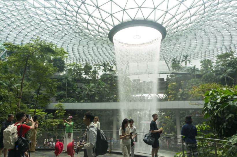 Longevitate cu probleme: Oamenii din Singapore îmbătrânesc rapid. Populația de peste 80 de ani a crescut cu 60% în ultimul deceniu