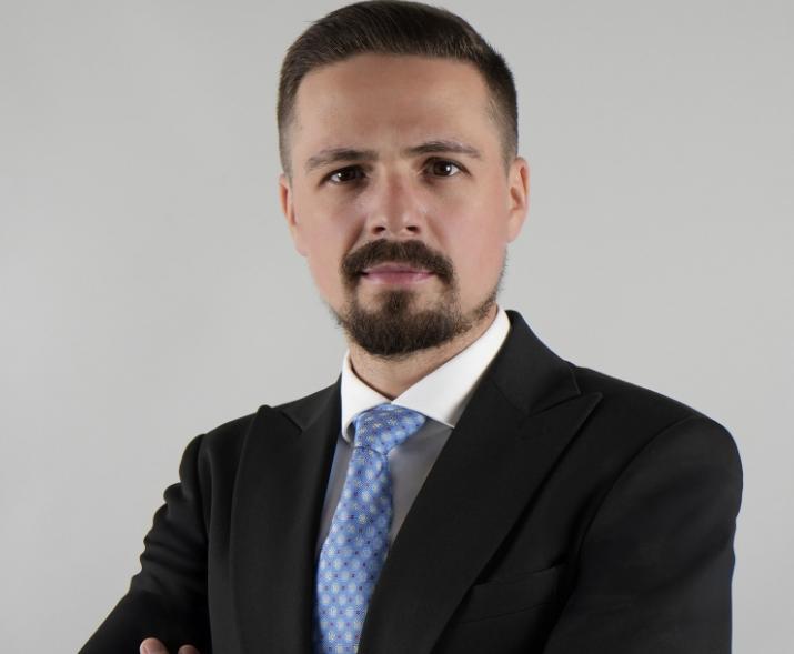 Miracol la Cluj: Muzician operat pe creier în timp ce cânta „Nunta lui Figaro”. Awake surgery în România 18974638