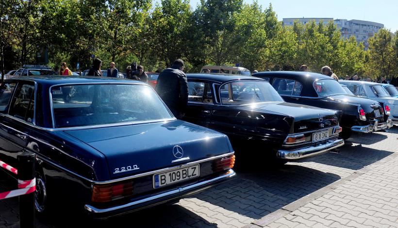 Mașinile socialiste cuceresc din nou Bucureștiul: Retromobil Club România prezintă ediția a V-a „Socialistele Orașului” 18974789