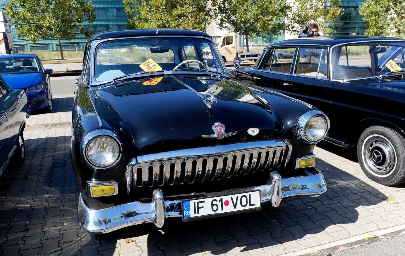 Mașinile socialiste cuceresc din nou Bucureștiul: Retromobil Club România prezintă ediția a V-a „Socialistele Orașului” 18974790