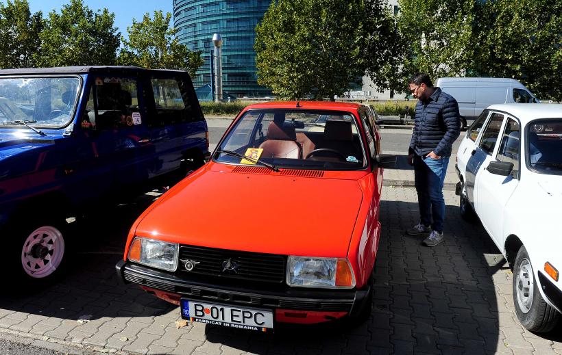 Mașinile socialiste cuceresc din nou Bucureștiul: Retromobil Club România prezintă ediția a V-a „Socialistele Orașului” 18974795