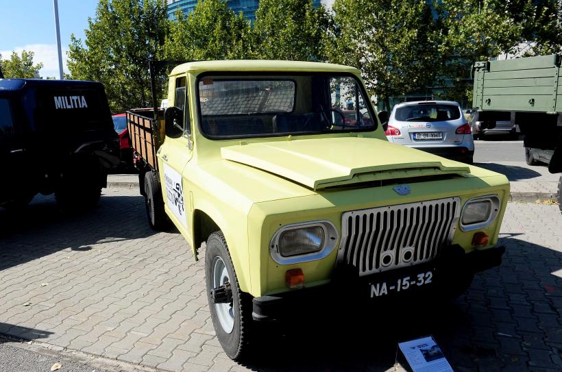 Mașinile socialiste cuceresc din nou Bucureștiul: Retromobil Club România prezintă ediția a V-a „Socialistele Orașului” 18974799