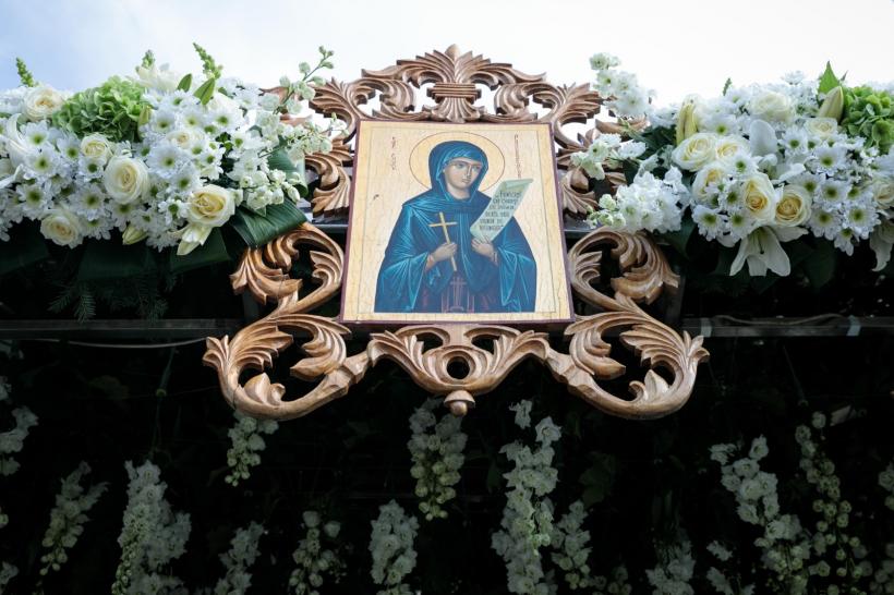 A început pelerinajul la moaștele Sfintei Parascheva de la Iași 18975275