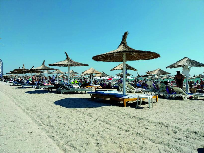 10 ani de negocieri degeaba cu Mediul, pentru plajele de pe litoral. Se pregătește super-șezlongul, pentru sezonul 2026