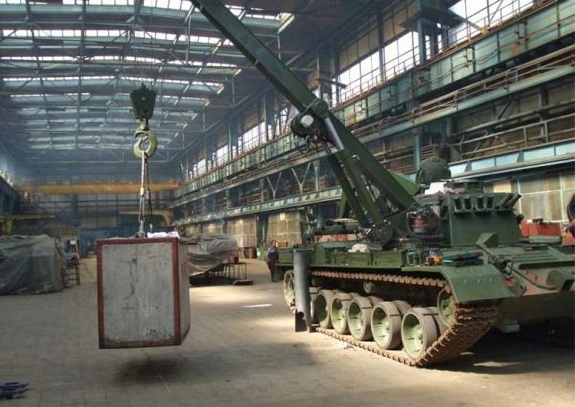 Tancul românesc Bizonul, modernizat și abandonat. Armata dă 6,5 miliarde € pe blindate americane „de șes” 18975358