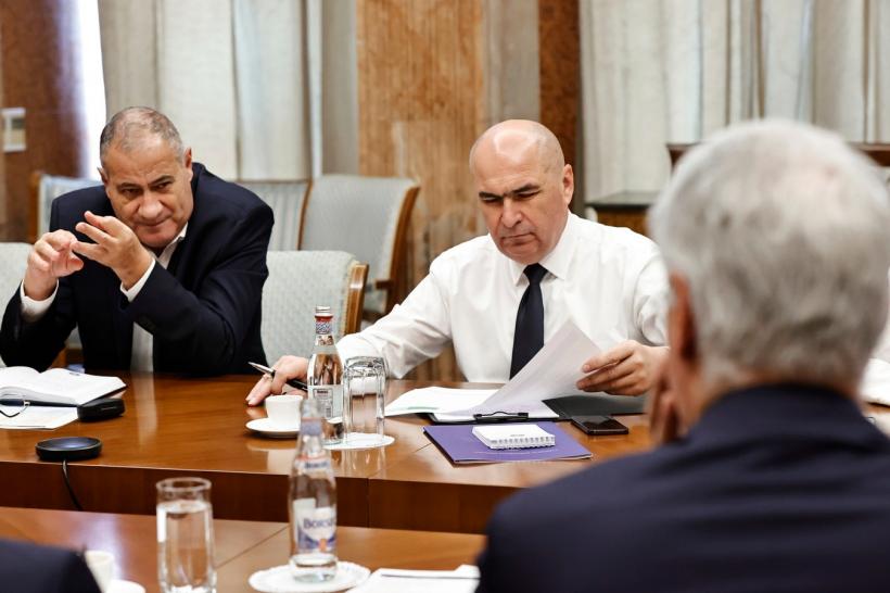 Bolojan amenință primarii: „Vom publica lista cu restanțierii la plată. Neplata CAS și CASS atrage răspundere penală directă”