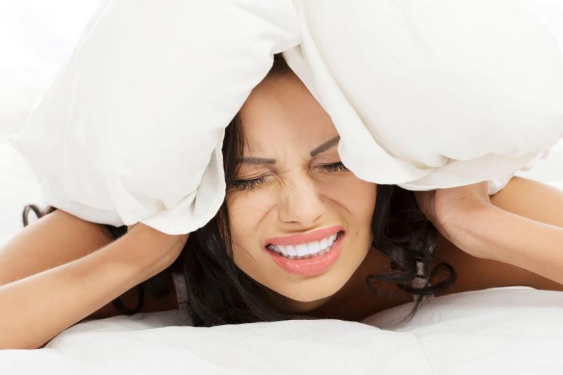 Hypnic jerk, afecțiunea care ne tulbură somnul 18975315