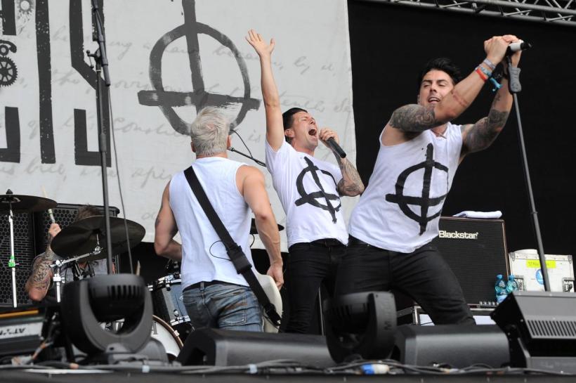 UPDATE Drama fostului solist al trupei Lostprophets. Ucis într-o închisoare britanică, în timp ce ispășea o pedeapsă de 35 de ani de închisoare 18975753