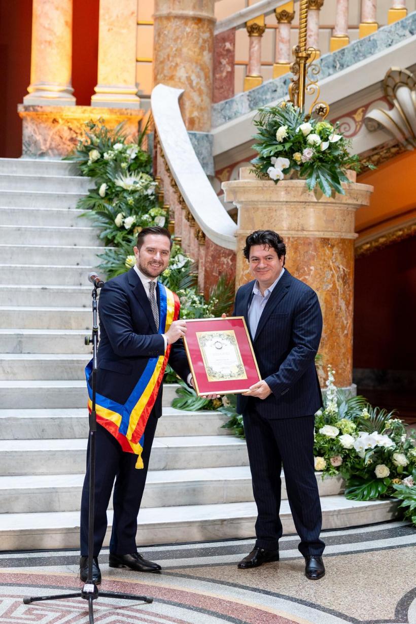 Maestrul Cristian Măcelaru a primit titlul de Cetățean de Onoare al Municipiului București 18976192