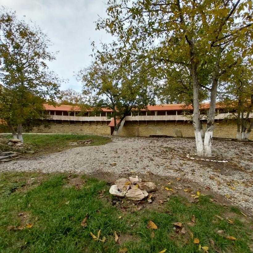 Cetatea de la Saschiz a reînviat, fiind reconstituită total 18976327