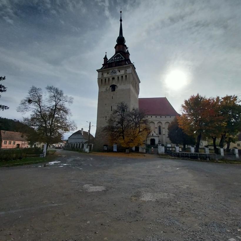 Cetatea de la Saschiz a reînviat, fiind reconstituită total 18976333