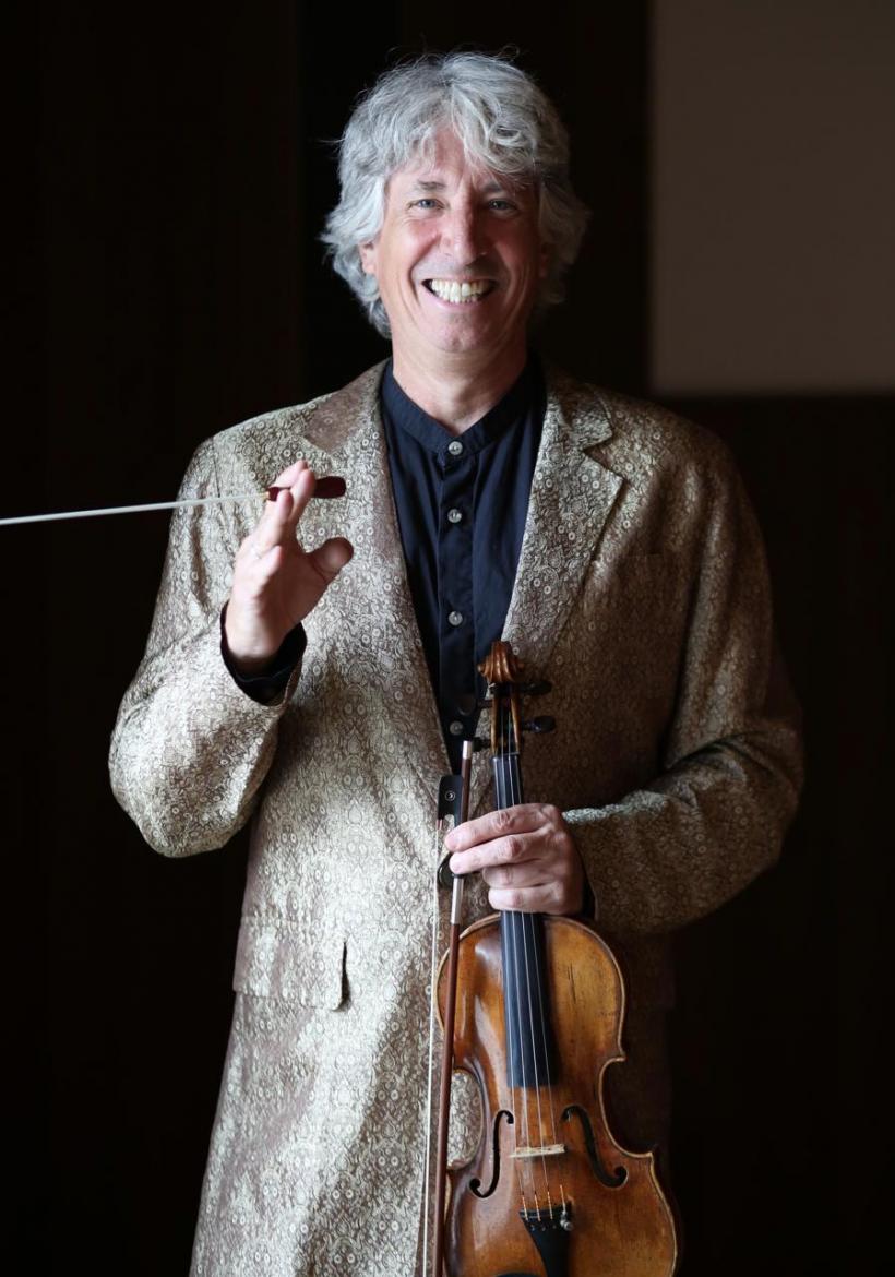 Concert extraordinar INTEGRALA SAINT-SAËNS: pianista Miruna Maciuca, Orchestra Filarmonicii „Ion Dumitrescu” din Râmnicu Vâlcea și dirijorul Russell McGregor, pe scena Sălii Radio București 18976459