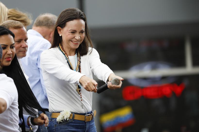 Premiul Nobel pentru Pace este și puțin românesc 18976434