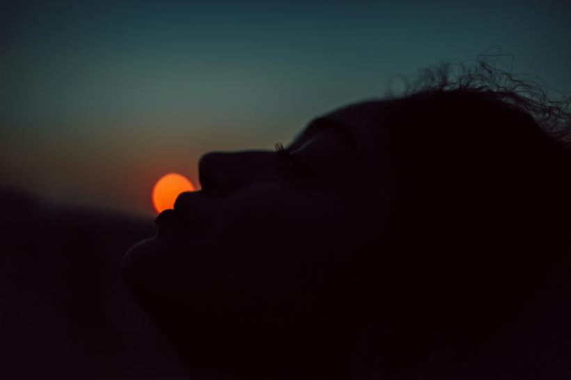 Luna Nouă în Balanță din 21 octombrie 2025 aduce oportunități majore de transformare și echilibru interior