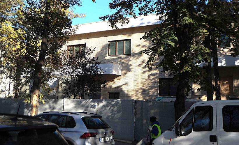 Cât costă chiria pentru „Palatul Împăratului”, vila pregătită inițial pentru Iohannis de RA-APPS