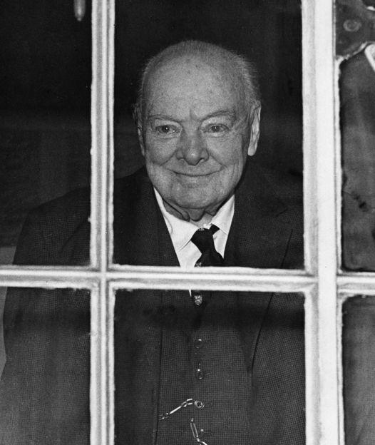 Winston Churchill a salvat-o pe Coco Chanel de închisoare: Acuzată de spionaj, după iubirea cu un ofițer nazist 18976115