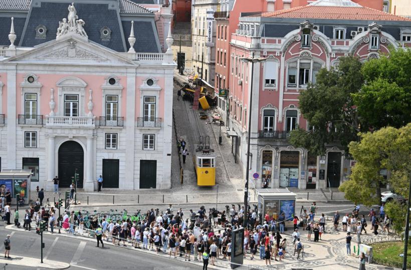 Deficiență gravă: Ce a provocat deraierea funicularului din Lisabona