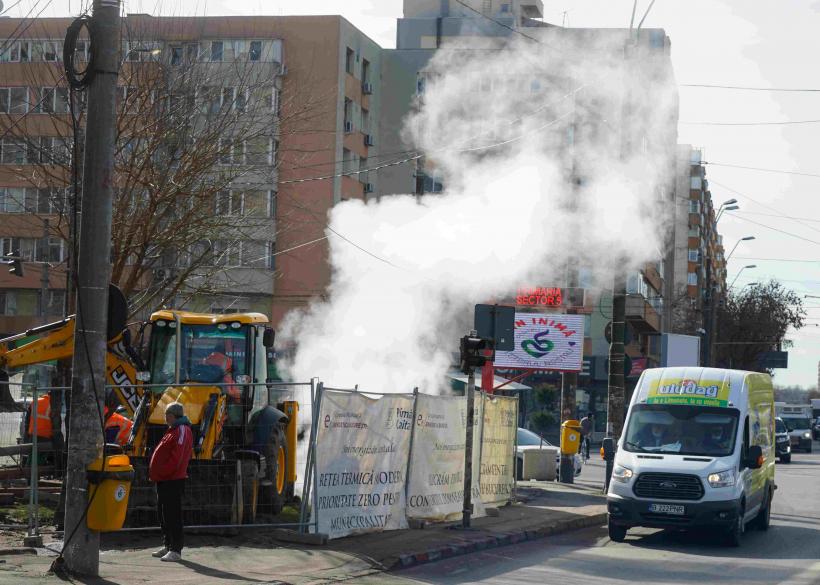 Pierderile de apă fierbinte în rețeaua de termoficare a Bucureștiului se apropie de 2.400 tone/oră