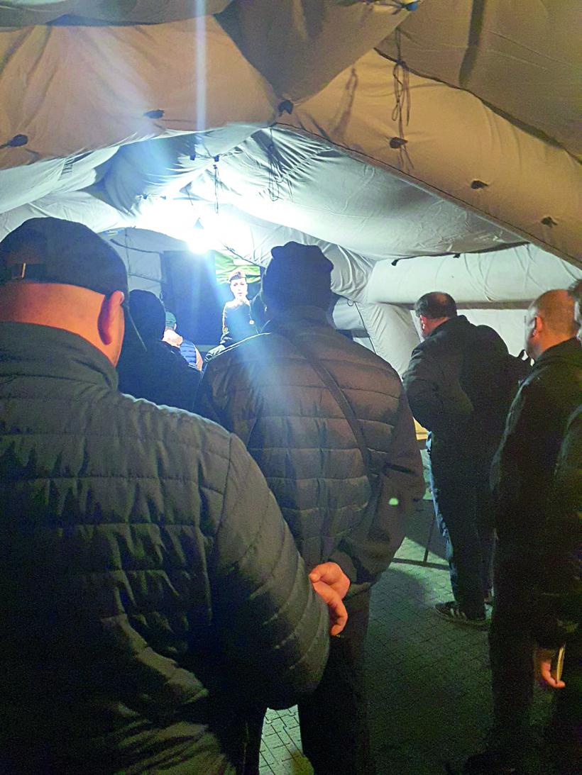 Plutonul boșorogilor: Armata a mobilizat artrite, vezici slăbite, miopii. Plus șprițari 18976793