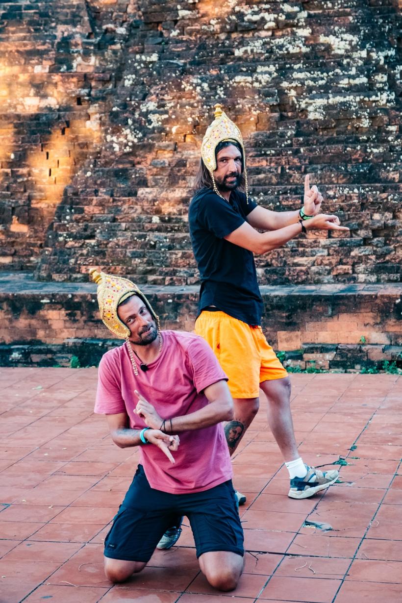 Dans, culoare și rezistență extremă în noul episod Asia Express – concurenții devin dansatori tradiționali vietnamezi, diseară, de la 20.30, la Antena 1 18977043