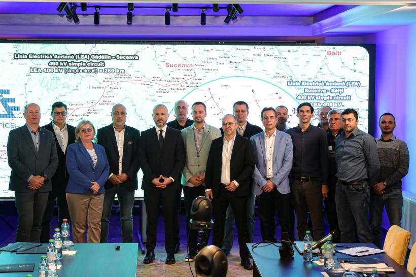 Transelectrica dă startul construcției a două linii electrice aeriene de 400 kV care închid magistrala de energie electrică din nordul țării și consolidează interconexiunea României cu Republica Moldova