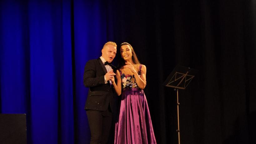  „Valsuri Celebre” – o seară de grație și rafinament muzical cu tenorul Ştefan von Korch şi soprana Daniela Bucşan