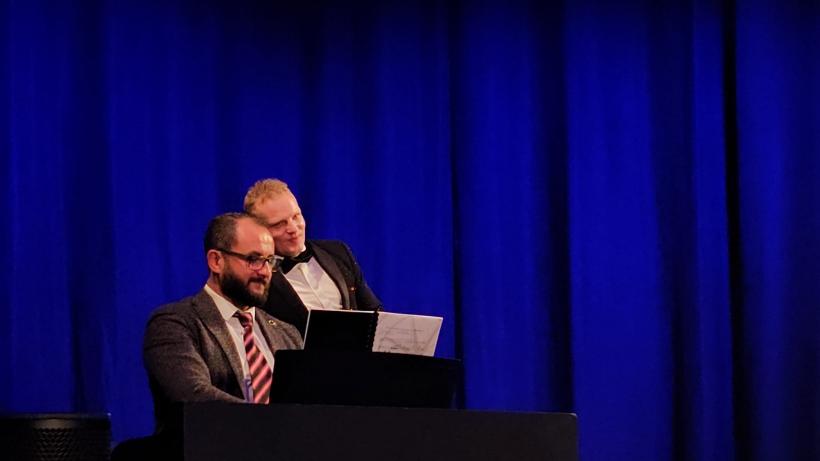  „Valsuri Celebre” – o seară de grație și rafinament muzical cu tenorul Ştefan von Korch şi soprana Daniela Bucşan 18976932