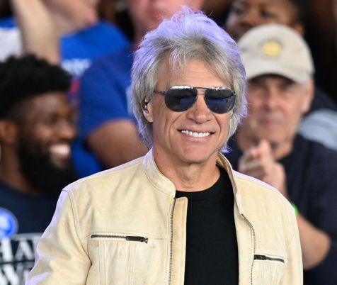 Jon Bon Jovi, din nou pe scenă, după complicata operație la coardele vocale 18977328