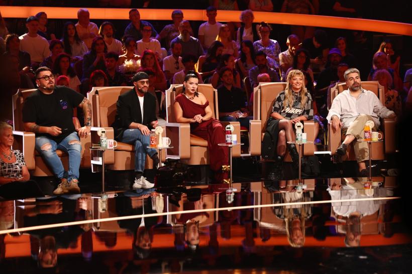 Anca Dinicu, sâmbătă la The Ticket: „Mă uit la tine și nu mai pun niciodată în viața mea ciocolată în gură!” 18977573