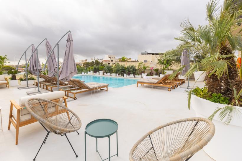 Primele imagini din noua locație în care se filmează sezonul 3 din show-ul Power Couple, de la Antena 1: ”Am fost de trei ori în Malta, verificând fiecare zonă și vilă care s-ar fi putut potrivi cerințelor noastre” 18977584