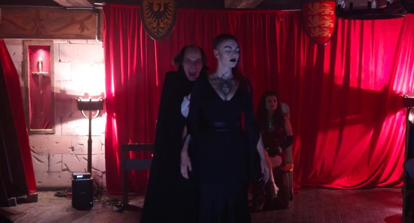 DRACULA, noul film al lui Radu Jude, ajunge în cinematografe de Halloween 18977636