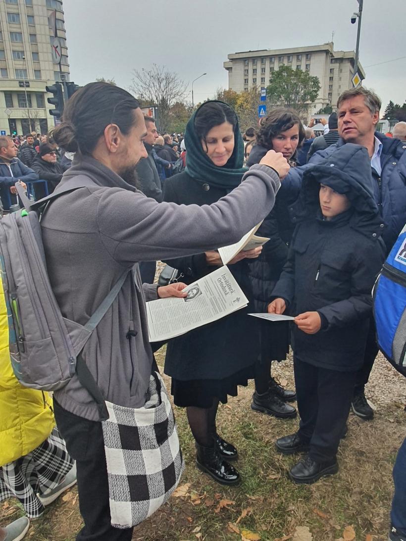 REPORTAJ. Sfințirea Catedralei Mântuirii Neamului: Portrete de chiriași în „casa cea mare a lui Dumnezeu” 18977901