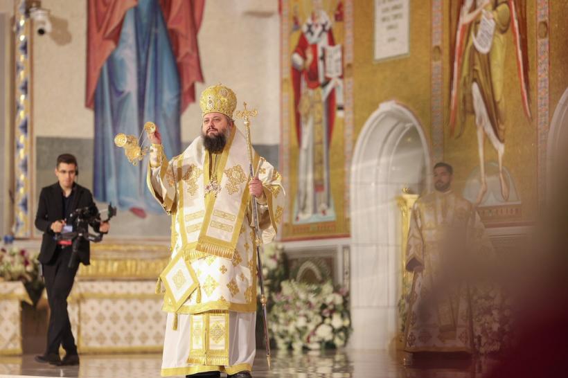 Live. Sfințirea Catedralei Naționale - zi istorică pentru români 18977821