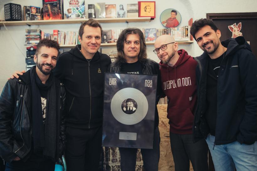 Trupa byron a primit discul de platină pentru albumul „nouă” 18978103