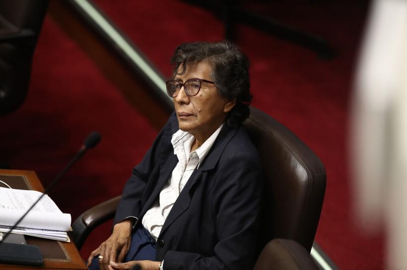 Scandal în Parlamentul din Peru. Gestul șocant făcut de o deputată a provocat indignare națională