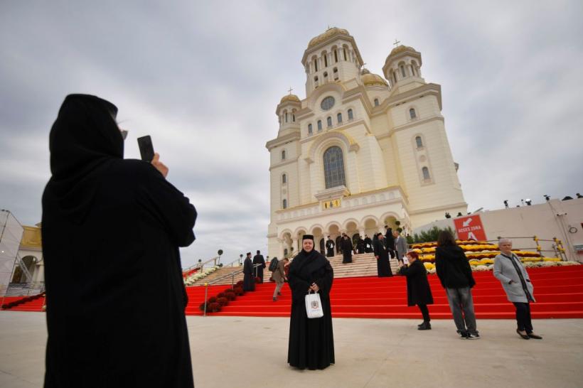 Patriarhia prelungește programul de închinare la Catedrala Națională până pe 5 noiembrie